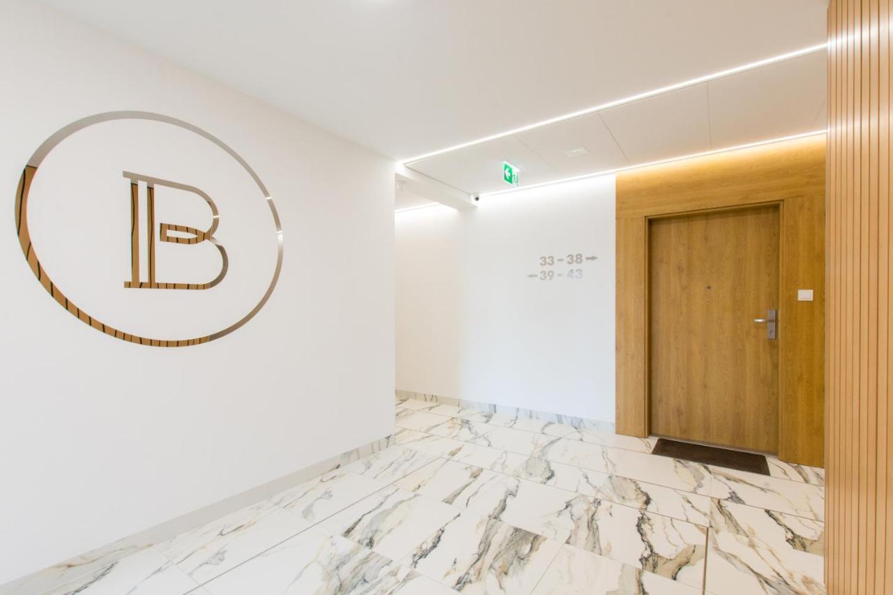 Baltic Marina Residence Z Garazem โควอบเซก ภายนอก รูปภาพ